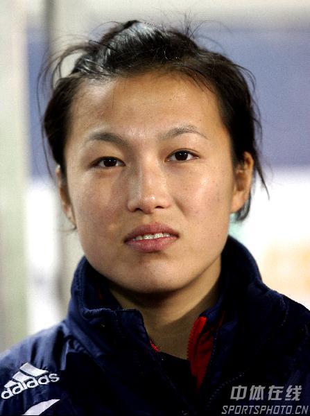 图文:[女足]中国女足球员一览 前卫张颖