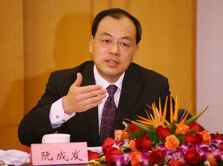 武汉市委书记市长谈发展聊政务话民生