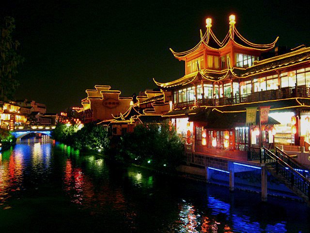 南京:这个城市不浪漫