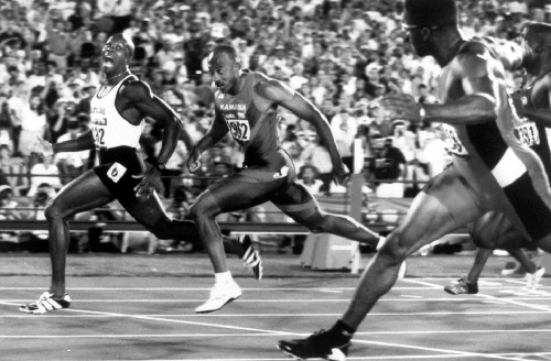 历届奥运精彩瞬间 贝利打破100米世界纪录