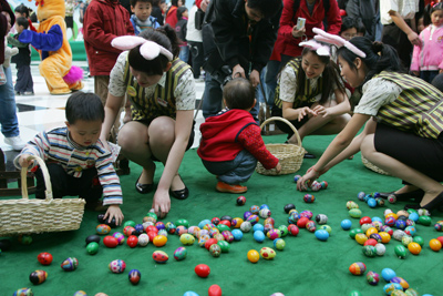 必胜客消费者制作三万枚彩蛋塑造2008-搜狐