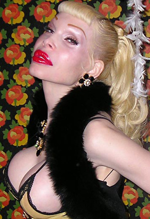 amanda lepore