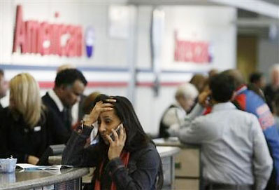 美利坚航空公司取消千余航班 约10万旅客受影