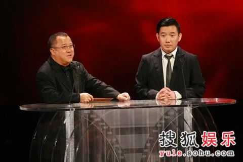 快讯:千年男配曾志伟杜汶泽颁发最佳男配角