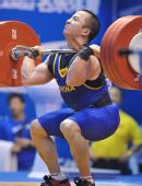 图文：举重全锦赛男子69公斤级 石智勇未能夺冠