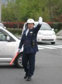 组图：奥运圣火在长野传递 警察在现场维持秩序