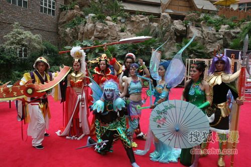 COSPLAY赛场外合影