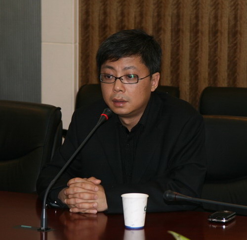 香港万宽电脑艺术设计有限公司总经理黄宏显
