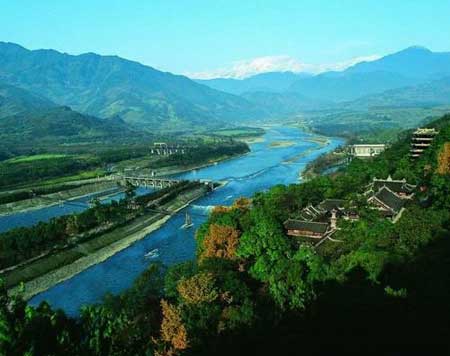 西藏震感不强 专家预计四川都江堰可能破坏严