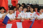 组图：温州大学生起跑现场祝福北京奥运