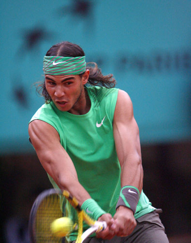 最新动态 2008法国网球公开赛 精彩图片 法网27日图集 贝鲁奇vs纳达尔