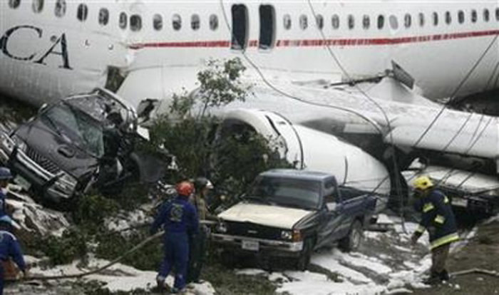 综合英美媒体报道,这架空客a320客机当天上午从萨尔瓦多首都圣