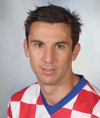 2008欧洲杯上的牙套足球明星克罗地亚队11号