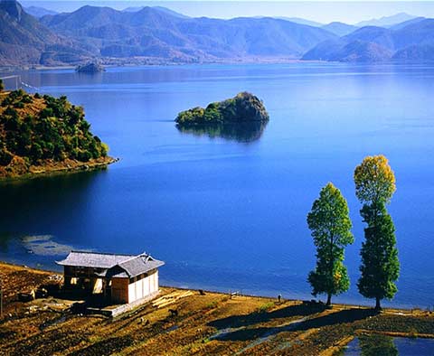 泸沽湖景区已被列为云南省自然保护区,旅游度假区.