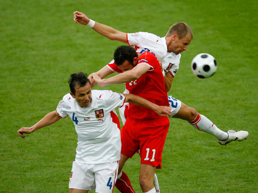 揭幕战在东道瑞士和上届欧洲杯半决赛球队捷克之间展开,结果捷克队