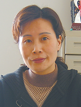 杨宝琴:营造"第二故乡情(图)