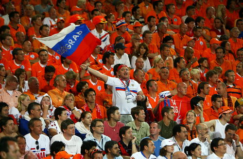 图文：荷兰1-3俄罗斯 英勇的俄罗斯球迷