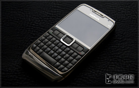 诠释精致商务 诺基亚E71手机第一印象 