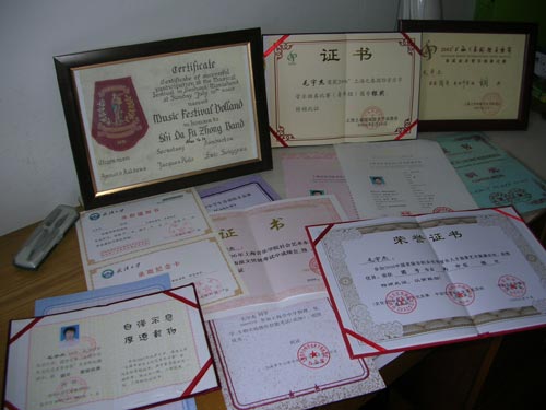 3、武汉高中毕业证号码为什么只有八位：高中毕业证号码有多少位