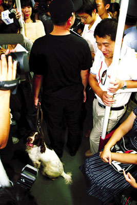 广州地铁昨天实行安检 奥运前各大站配检测仪
