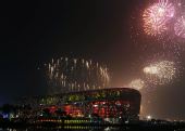 图文：奥运焰火点亮北京 奥运焰火点亮北京夜景