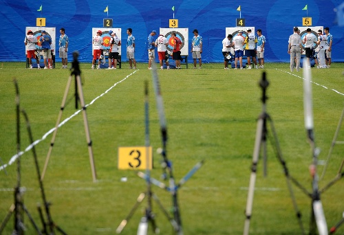 组图:男子射箭排名赛赛况-搜狐新闻
