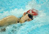 图文：女子50米自由泳预赛 朱颖文进入半决赛