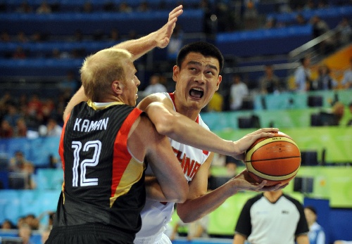图文:中国男篮晋级八强 为了梦想我拼了