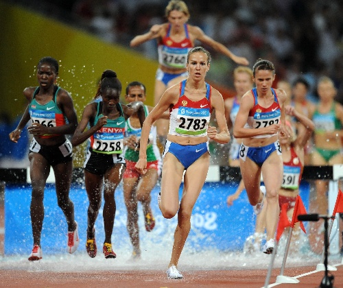 图文:女子3000米障碍决赛赛况 打破世界纪录