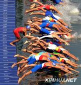 图文：铁人三项男子组决赛 香港选手慢半拍