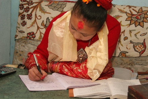 (国际)(1)尼泊尔最高法院裁定活女神库玛里享