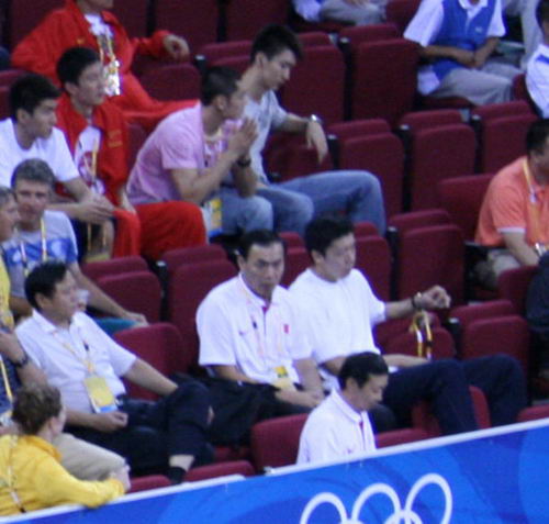 体育总局领导助威中国女篮