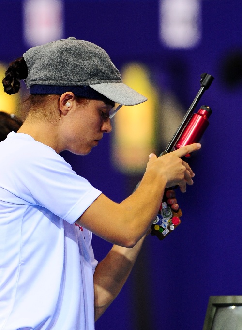 图文:现代五项女子现代五项开赛 瑞士贝琳达