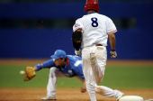 图文：棒球古巴获亚军 阿列尔・佩斯塔诺在比赛