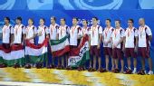 图文：男子颁奖仪式 匈牙利国旗升起