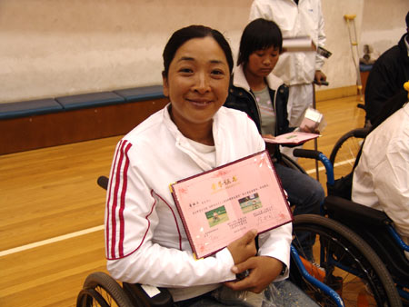 普及轮椅网球运动 2007上海轮椅网球训练营结