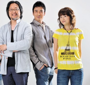 《陪我看电视》主创赖声川 柳云龙、朱芷莹（由左及右） 