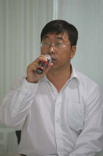 青海海南州黄南藏族自治州州长王化平谈青海