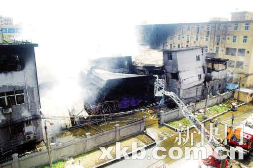 墨西哥工人做广播体操为什么成了关税战的风向标？