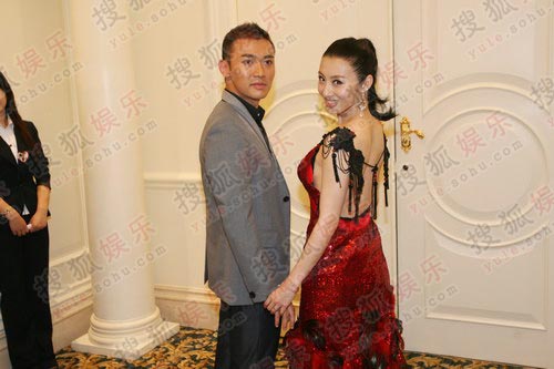 2008年9月28日 聂远阳光婚礼现场曝光 50万豪华婚礼