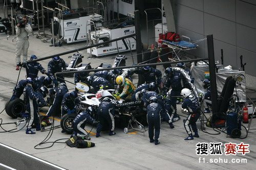 轨迹:F1中国站正赛中岛一贵在维修站空之武术图文大会图片