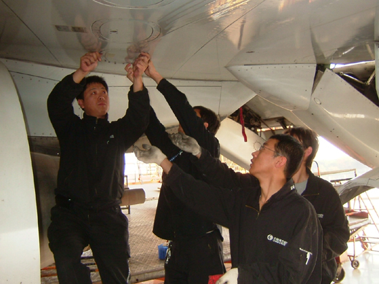 东航山西飞机维修部完成737维修工作(图)