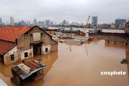 组图:广西南宁遭遇90年来同期最大洪水