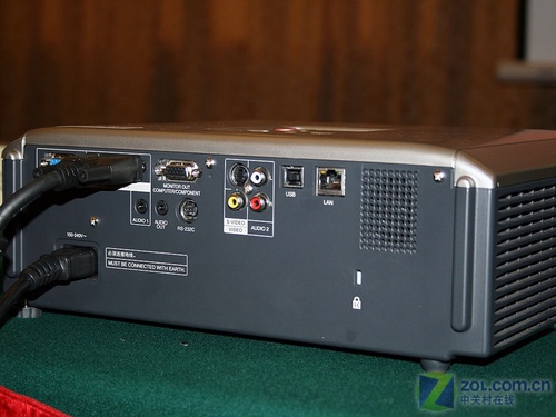 USB接口 夏普G230XA投影机降至7200元 