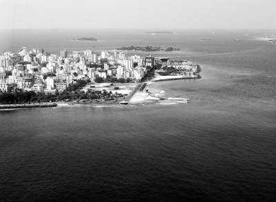  □马尔代夫首都也受海平面上升威胁 