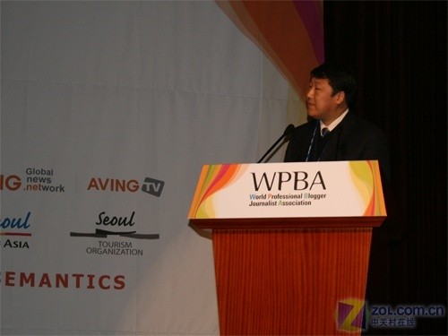 CNET高级副总裁刘小东在首尔发表演讲 
