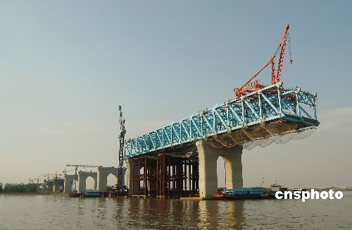 铁道部:京沪高铁建设完成全年投资计划80.7%
