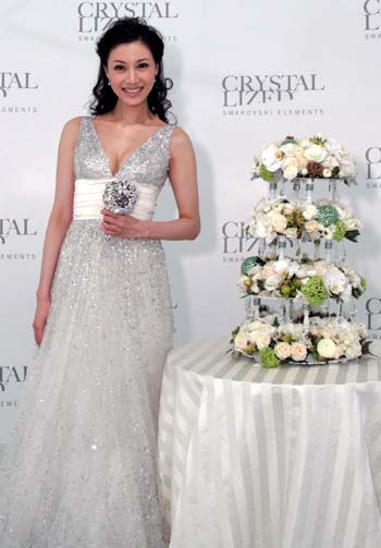 施华洛世奇婚礼汇展:李嘉欣炫丽预演幸福一刻