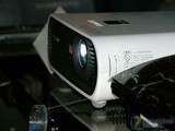 T70相机成赠品 索尼EW5宽屏投影促销 