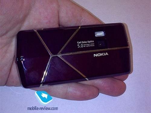 不明型号 颠覆诺基亚设计的一款手机 